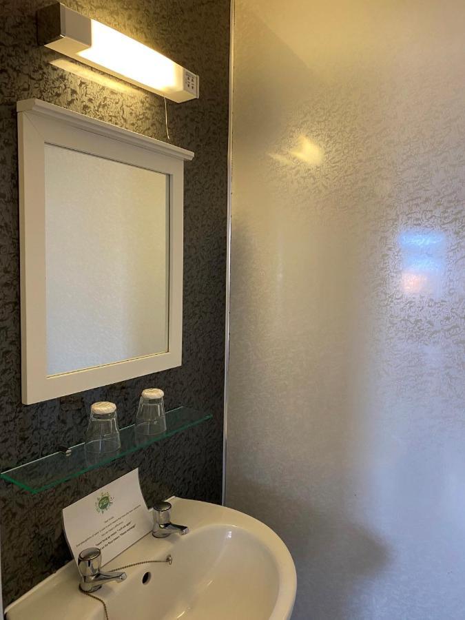Whites Hotel Newcastle upon Tyne Ngoại thất bức ảnh