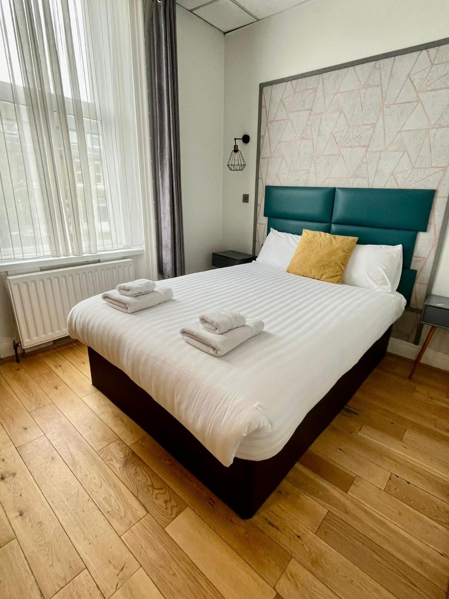 Whites Hotel Newcastle upon Tyne Phòng bức ảnh