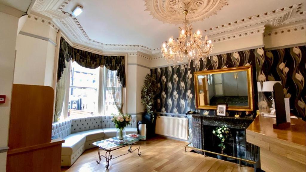 Whites Hotel Newcastle upon Tyne Ngoại thất bức ảnh